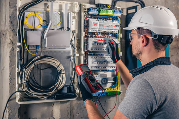 Best Licensed Electrician  in Mcminnville, OR